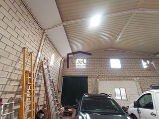 Nave industrial en venta en Manzanares