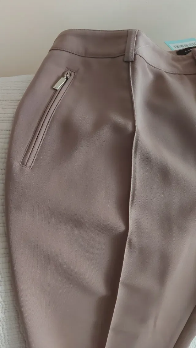 Pantalón Lassere Beige Nuevo con Etiquetas