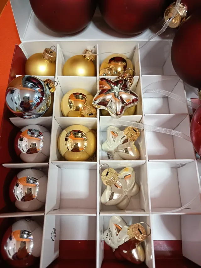 Adornos Navideños Verdes y Rojos