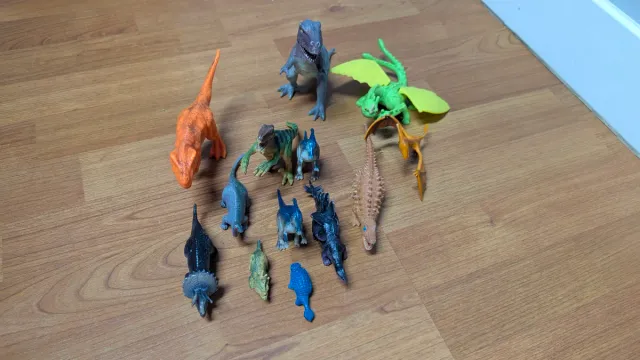 Lote dinosaurios de juguete