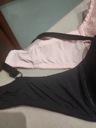 2 Sujetadores In extenso 95C, D Rosa y Negro