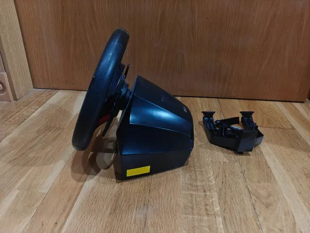 Volante PS4 Inalámbrico + Pedales