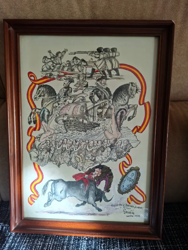 Set de 13 cuadros Decorativos Dorados y madera.