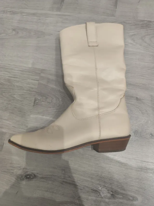 Botas de piel beige