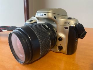 Cámara Nikon F50