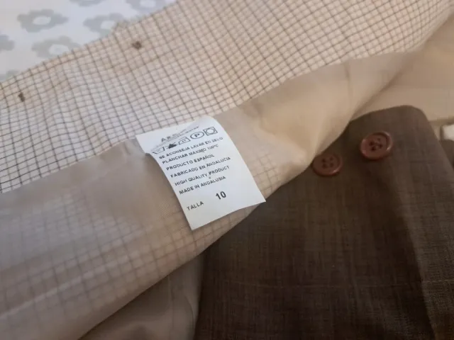 Traje de corto talla 10