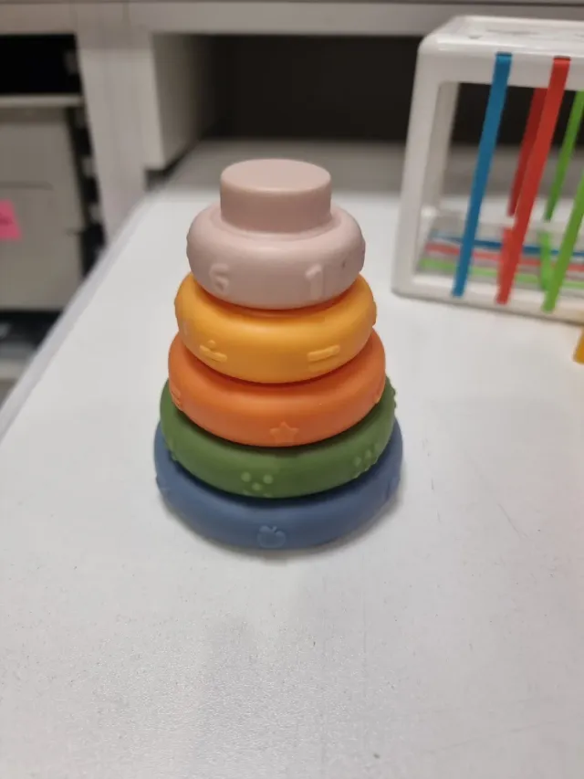 Juguete Montessori 4 en 1