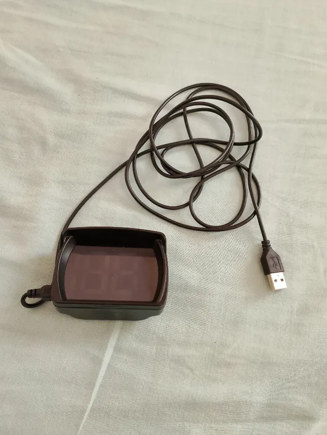 Pantalla digital de velocidad – hasta 188 km/h