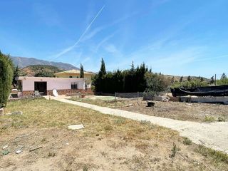 Terreno en venta en Las Lagunas en Mijas