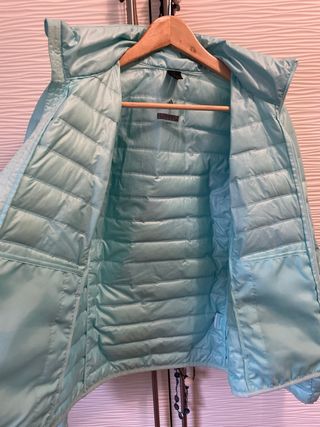 Chaqueta acolchada Adidas color turquesa