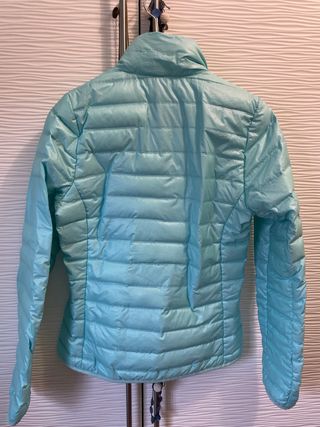 Chaqueta acolchada Adidas color turquesa