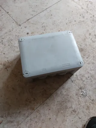 Caja de luz Legrand IP55