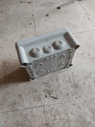 Caja de luz Legrand IP55