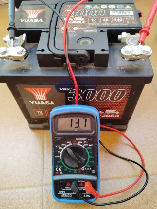 2 Baterías Coche M1 y Yuasa 3000