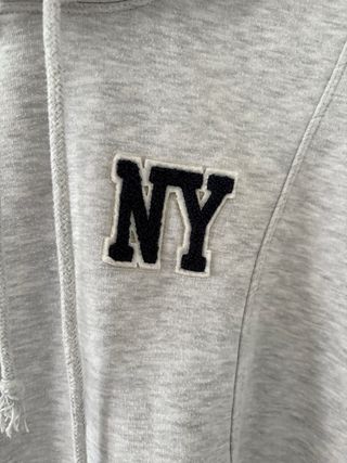 Sudadera Zara NY Gris