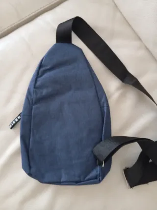 Mochila bandolera azul