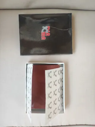 Cartera de piel marrón para hombre