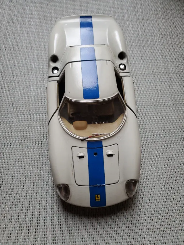 Ferrari 250 Le Mans 1965 Burago