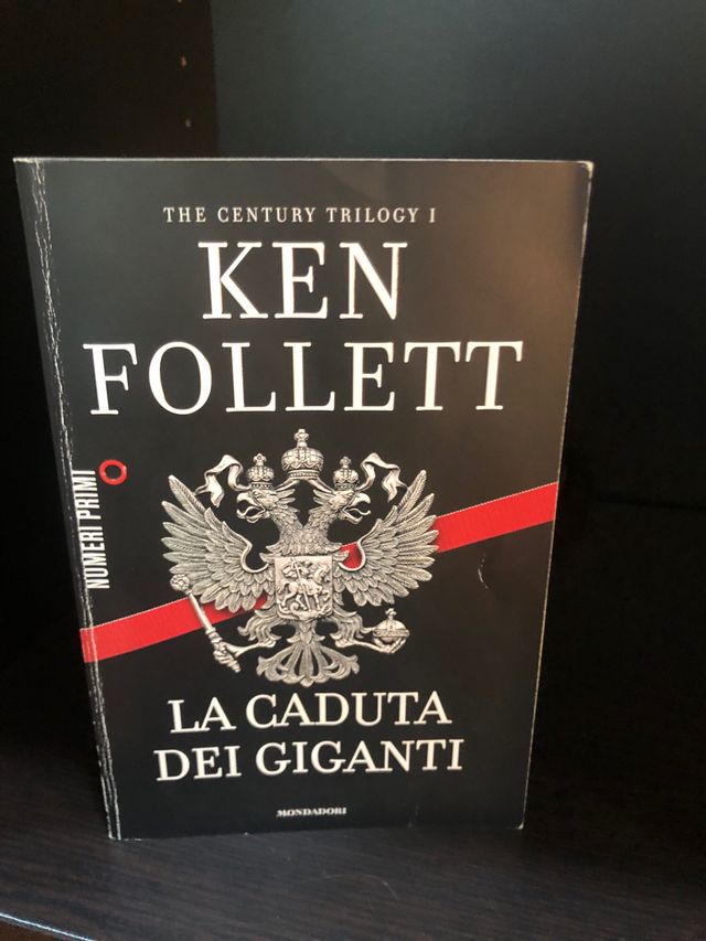 La caduta dei giganti. The century trilogy vol. 1