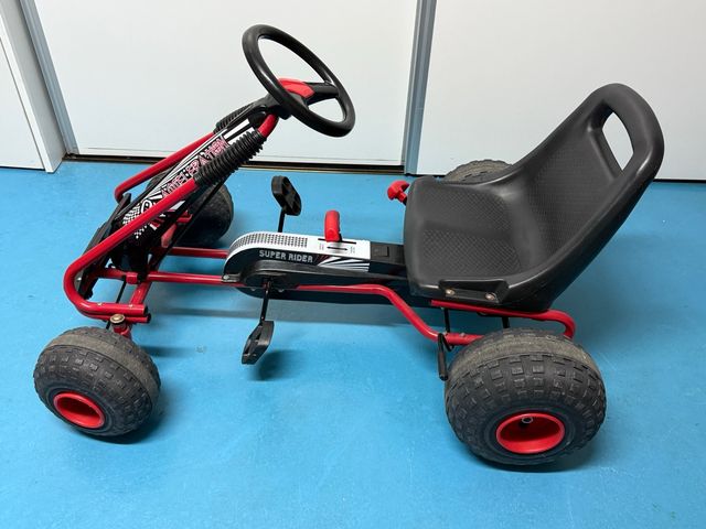 Coche de pedales infantil Super Rider