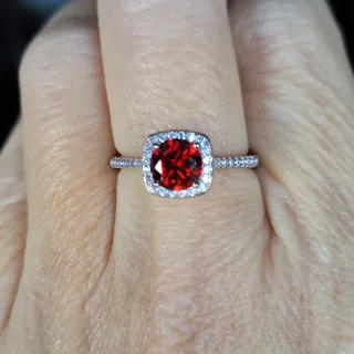 Anillo y Pendientes Moissanita Roja Plata