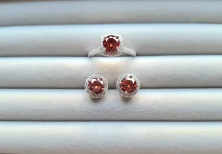 Anillo y Pendientes Moissanita Roja Plata