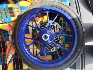 Llantas y Neumáticos Aprilia RS/Derbi GPR