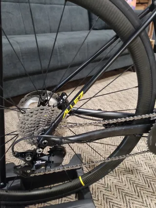 Bici carretera Specialized Allez.