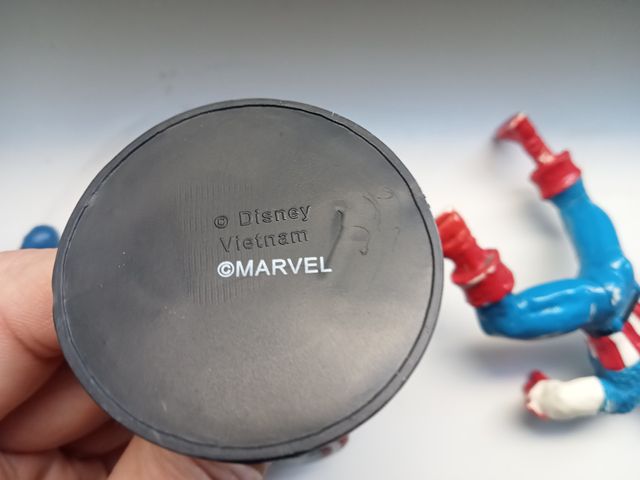 Lote de Figuras do Capitão América e Homem-Aranha Marvel