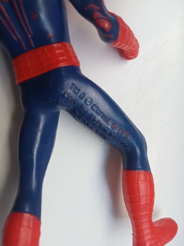 Lote de Figuras do Capitão América e Homem-Aranha Marvel