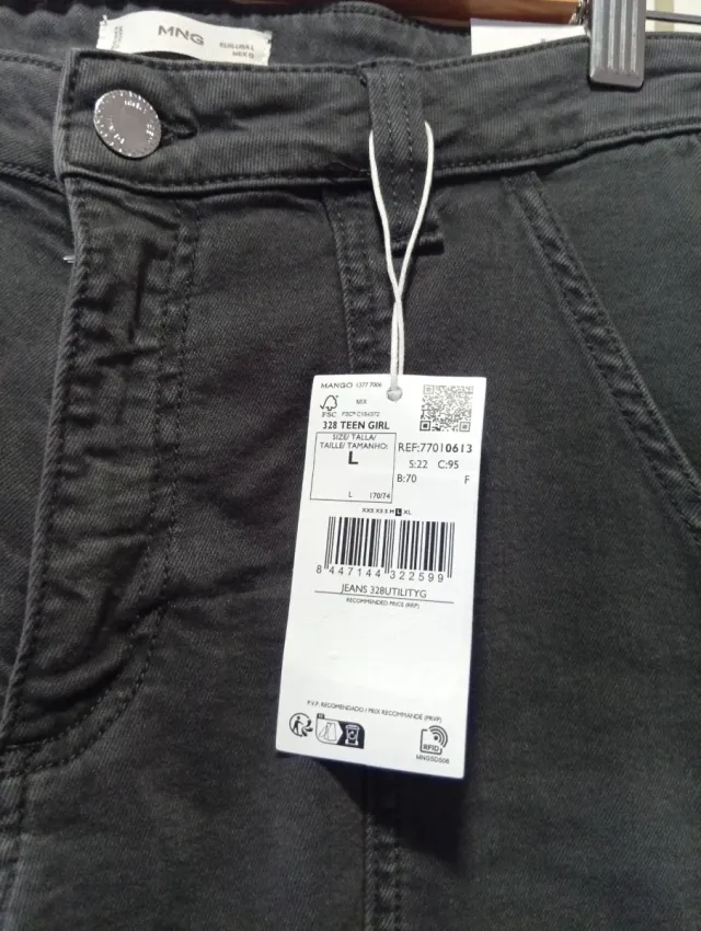 Pantalón flare gris