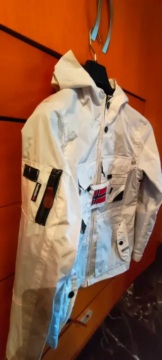 Chubasquero Norway, talla 16