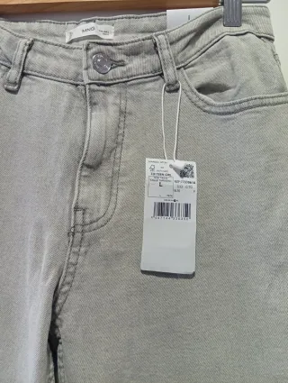 Pantalón flare crop Mango gris