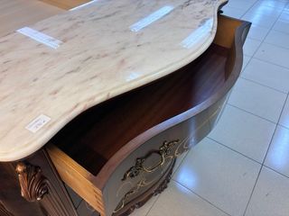 Cómoda Clásica Madera y Mármol SEGUNDA MANO