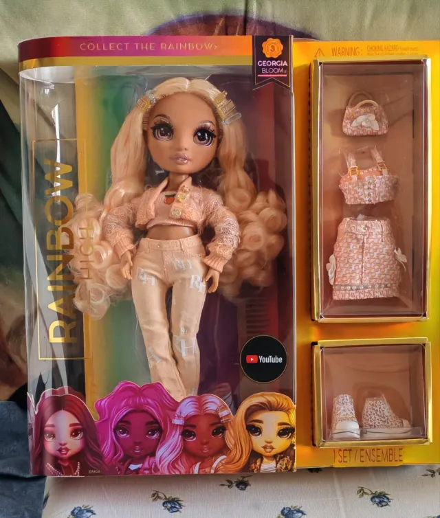 Bambola Rainbow High