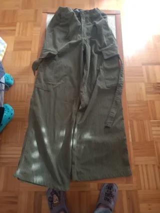 Pantalón de pana verde