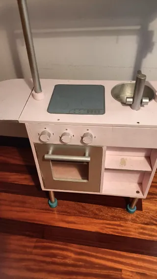 Cocina de juguete infantil rosa