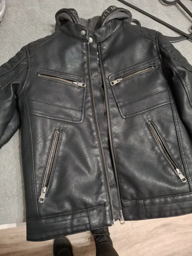 Cazadora cuero niño con capucha