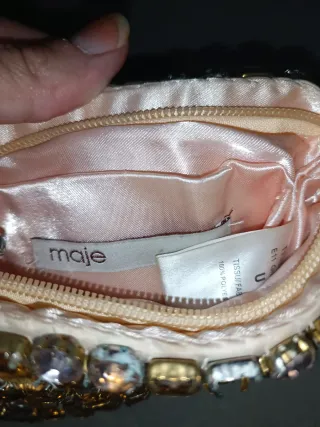 Bolso de mano Maje pedrería dorado y morado