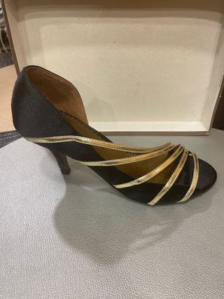 Zapatos de fiesta Eferri negros y dorados
