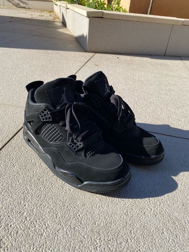 Jordan 4 Black Cat