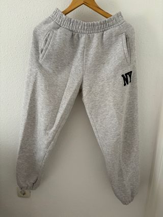 Pantalón chándal Zara NY gris