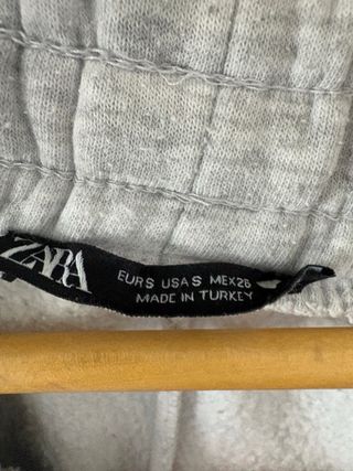 Pantalón chándal Zara NY gris