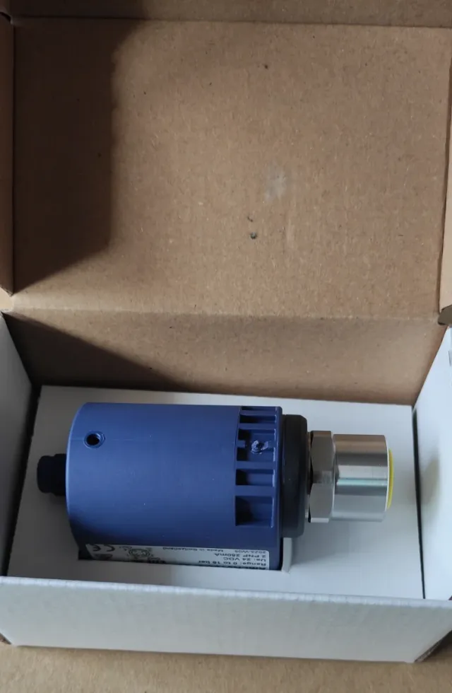 Sensor de Presión Telemecanique XMLR