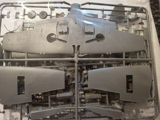 Maqueta Spitfire Mk VIII USAAF (ICM, 1/48)