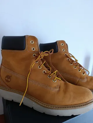 Botas Timberland Marrones y Amarillas