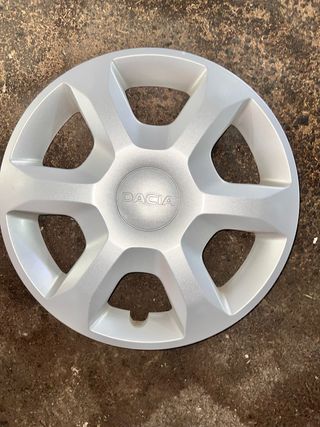 Tapacubos Dacia Sandero 15 Plata