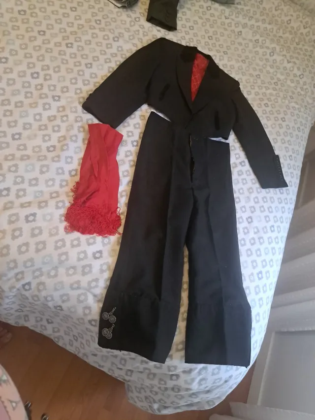 Traje de corto antiguo talla 4