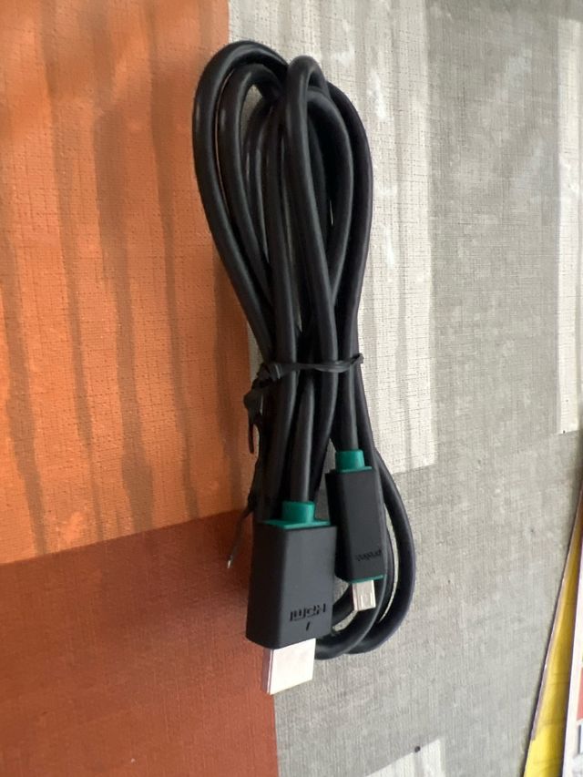 Câmera de Ação GoPro HERO4 em Branco e Preto