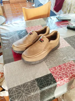 Zapatos casuales talla 43
